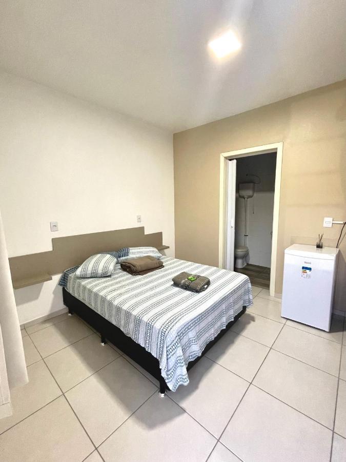 Residencial Hostel Санта-Крус-ду-Сул Экстерьер фото